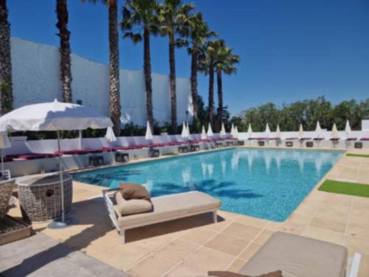 Le Jardin De Babylone "Reserve Aux Couples Uniquement" آجد المظهر الخارجي الصورة